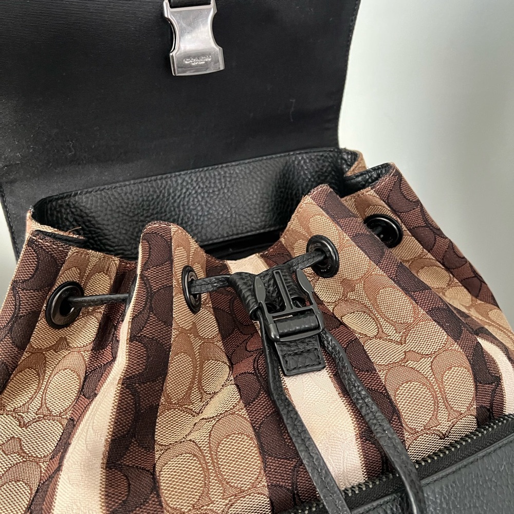 Coach Men’s  Backpack - Picture 4 of 12